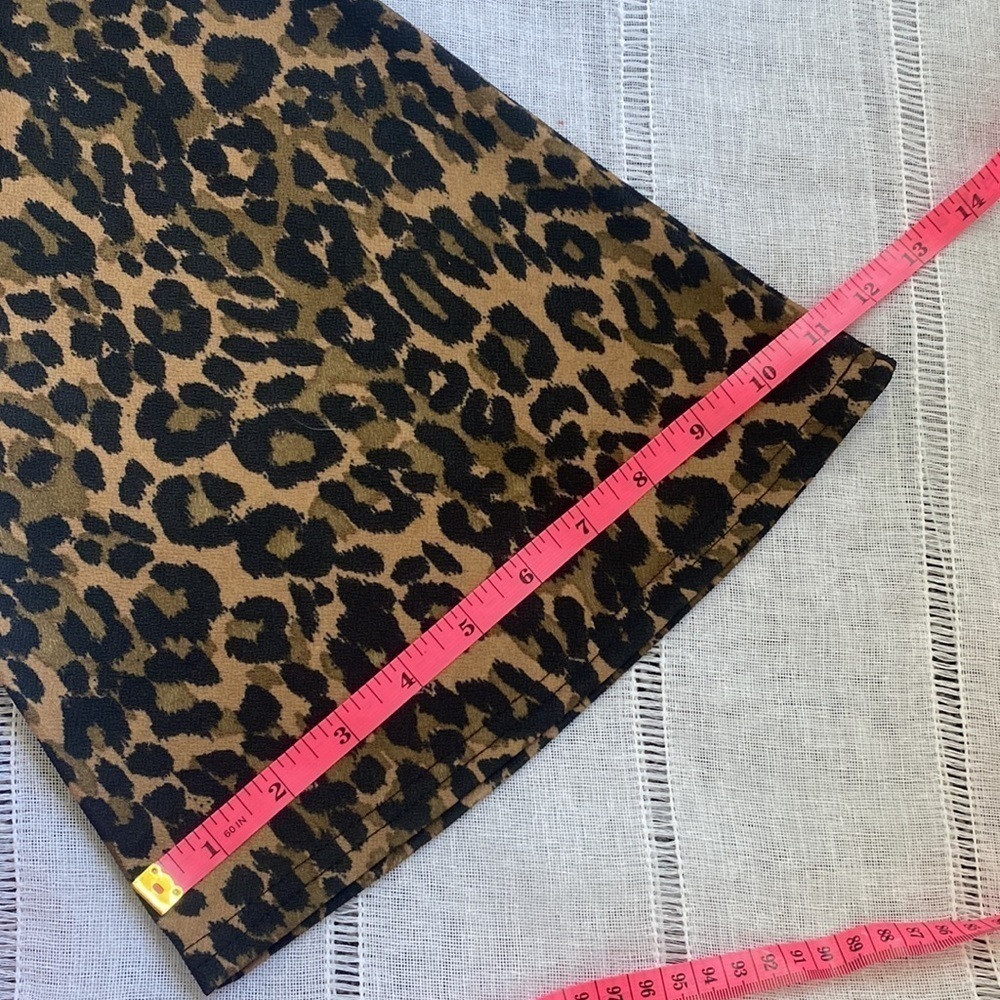 Nasty Gal fit and flare cheetah print leggings. - Picture 7 of 12